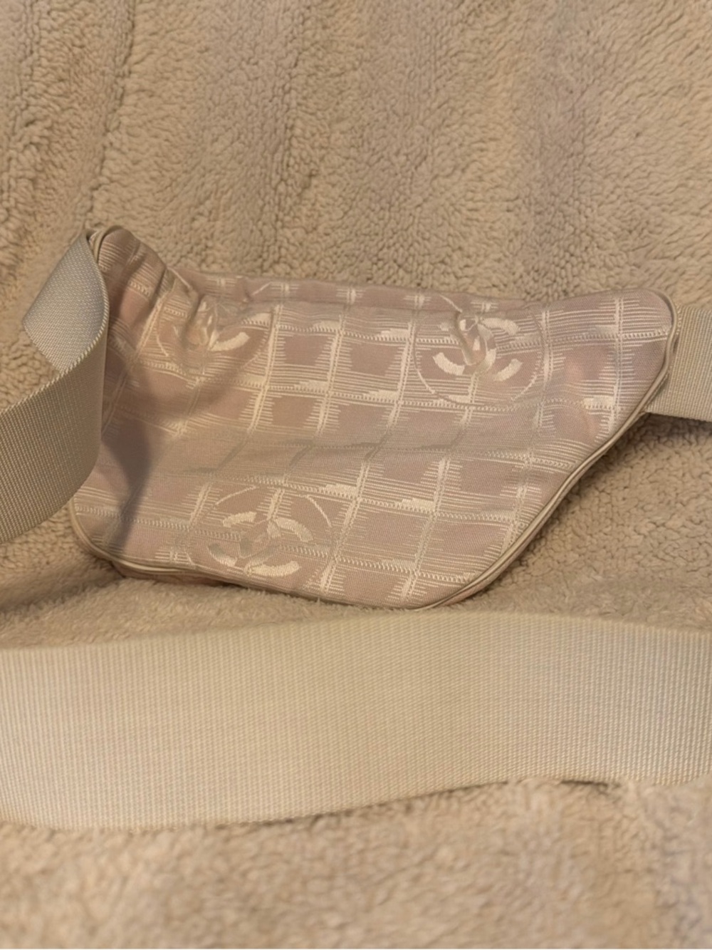 CHANEL Pink Quilted Mini Belt Bag with Gold Hardware - Picture 7 of 14